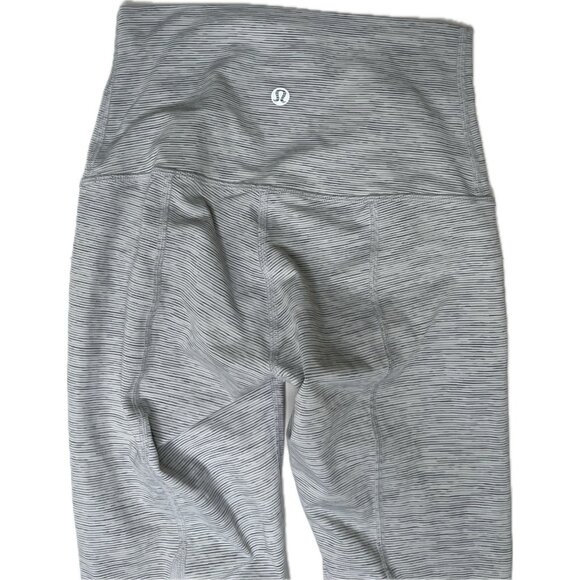 Lululemon Wunder Under Scalloped Hem High-Rise Cropped Leggings Gray White XS 2 - Picture 8 of 9